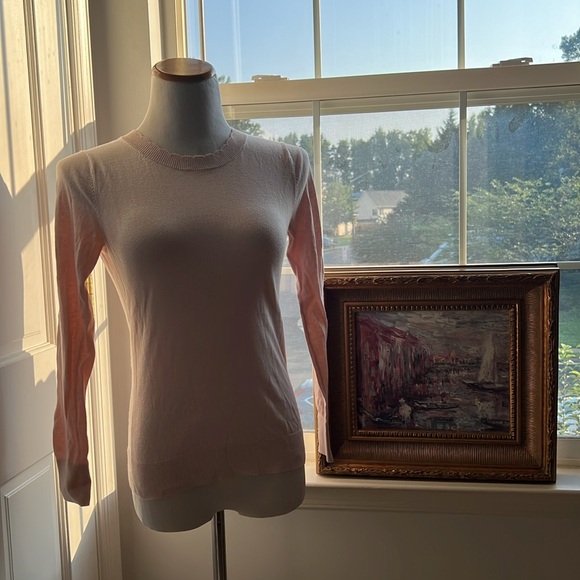 Lot of 5 - Banana Republic Tops - Picture 7 of 15